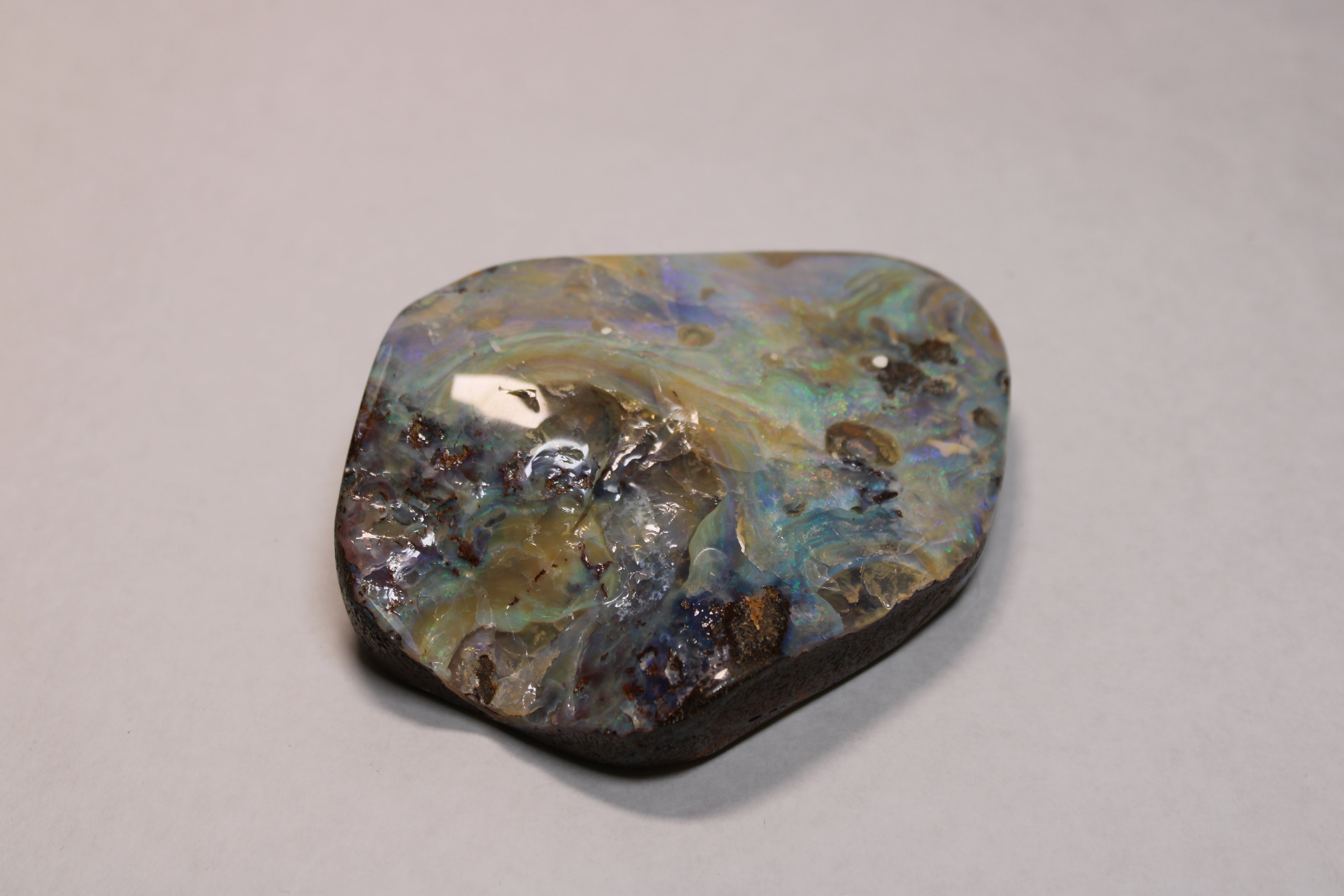 Boulder Opal (Australia)