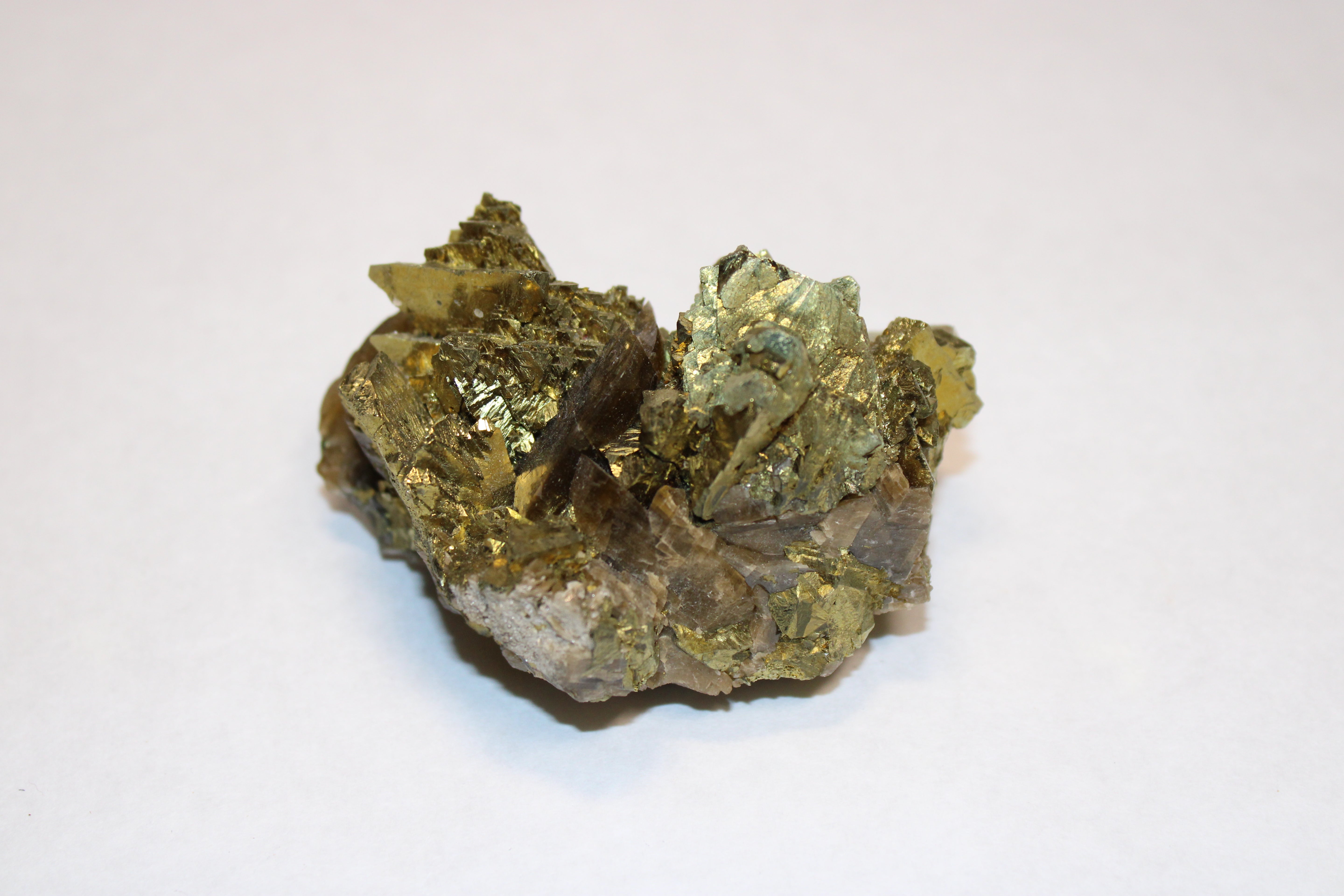 Chalcopyrite w/Siderite (China)